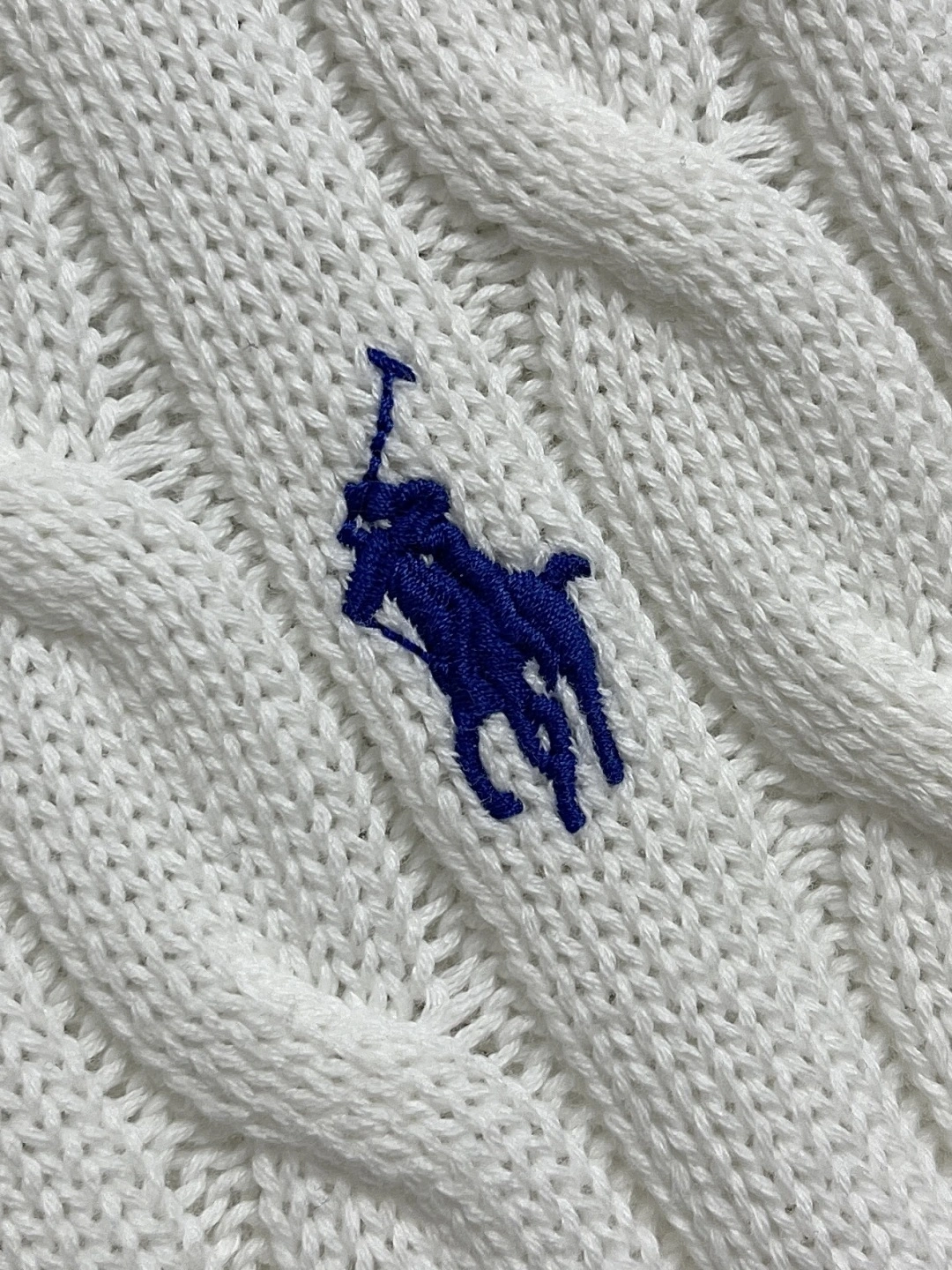 wg.luxury- R18ph POLO item:E-F026E1037